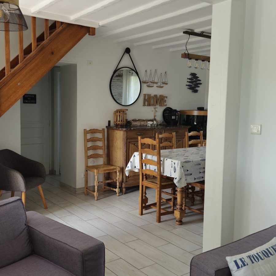 salle à manger 12 gîte 2