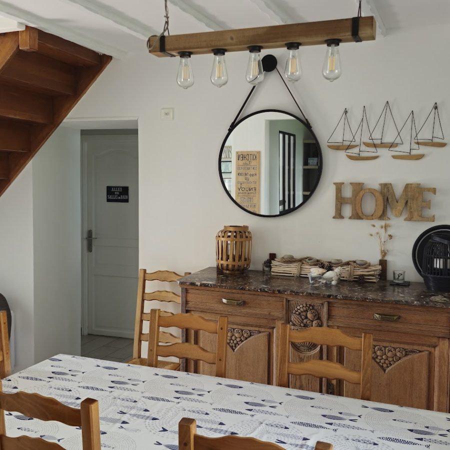 salle à manger 15 gîte 2
